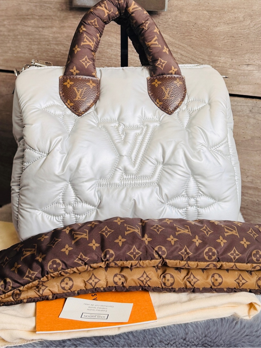 ‼️Rare‼️Limited Edition Louis Vuitton Silver Monogram Pillow Speedy 25